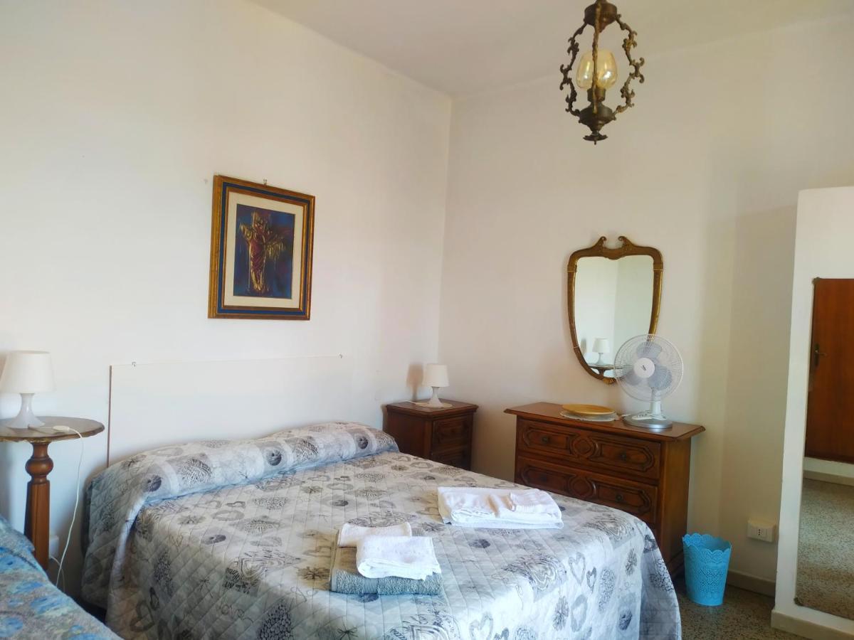 Ai Canarbin - Colline Di Lerici Bagian luar foto